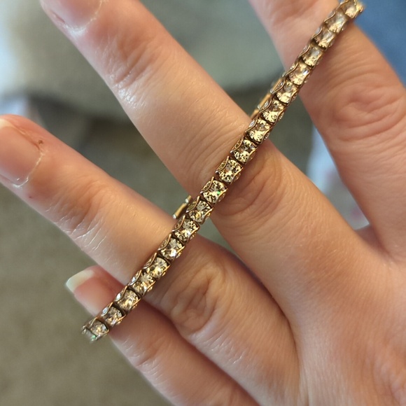 Bracelet - Picture 3 of 3